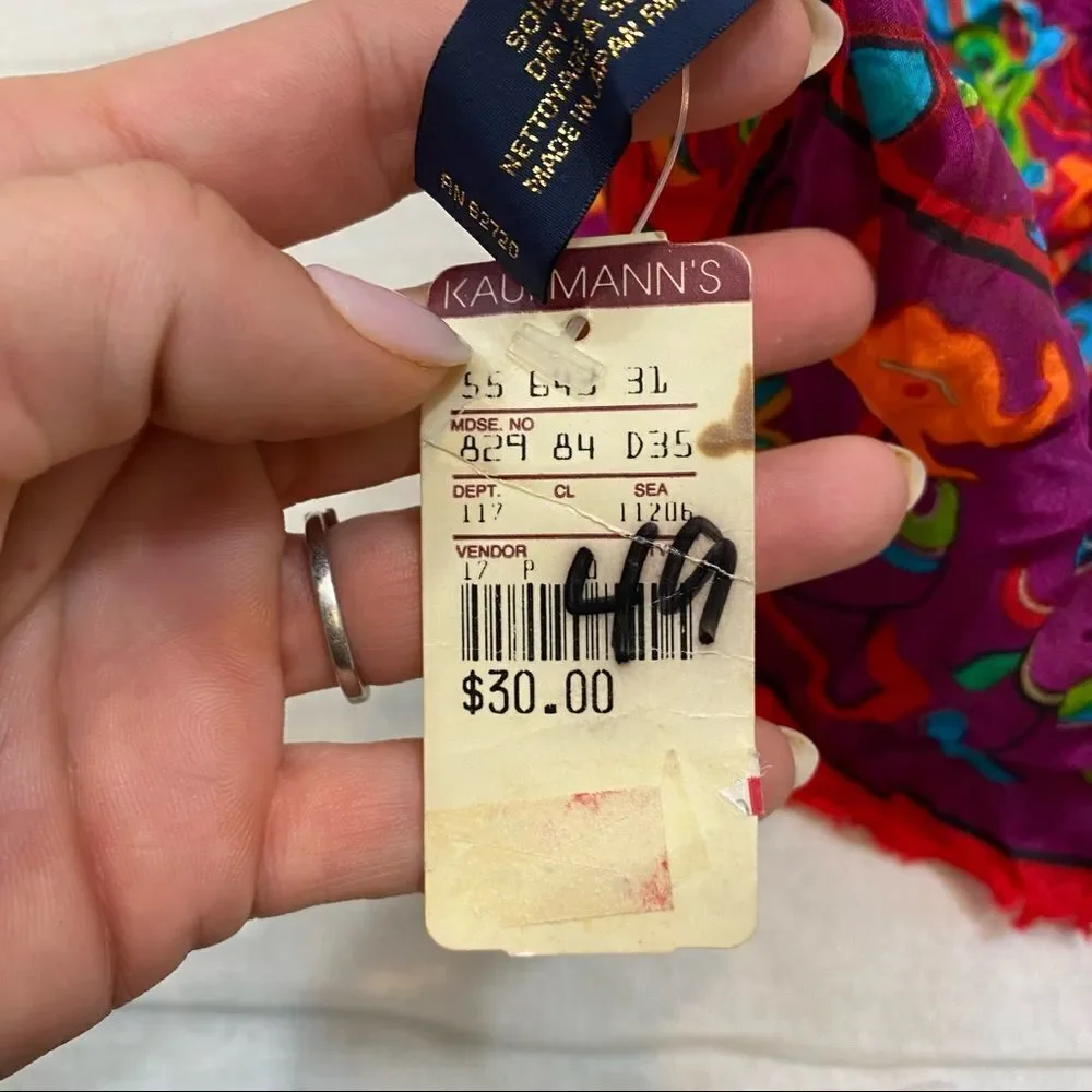 Brand New With Tags Vintage Oscar‎ de la Renta Vibrant Silk Scarf   11”x53”